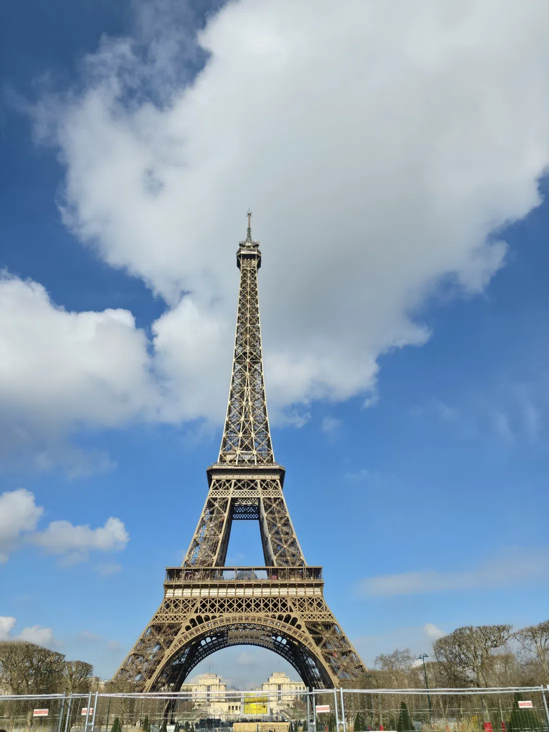 Eiffel Tower (Tour Eiffel), Paris