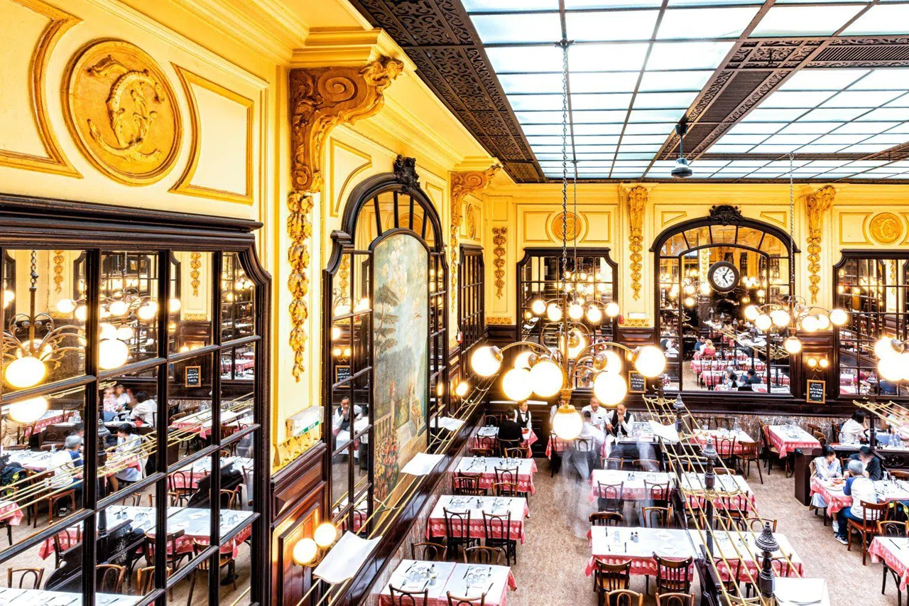 Paris in August Without the Queues or the Shut Kitchens